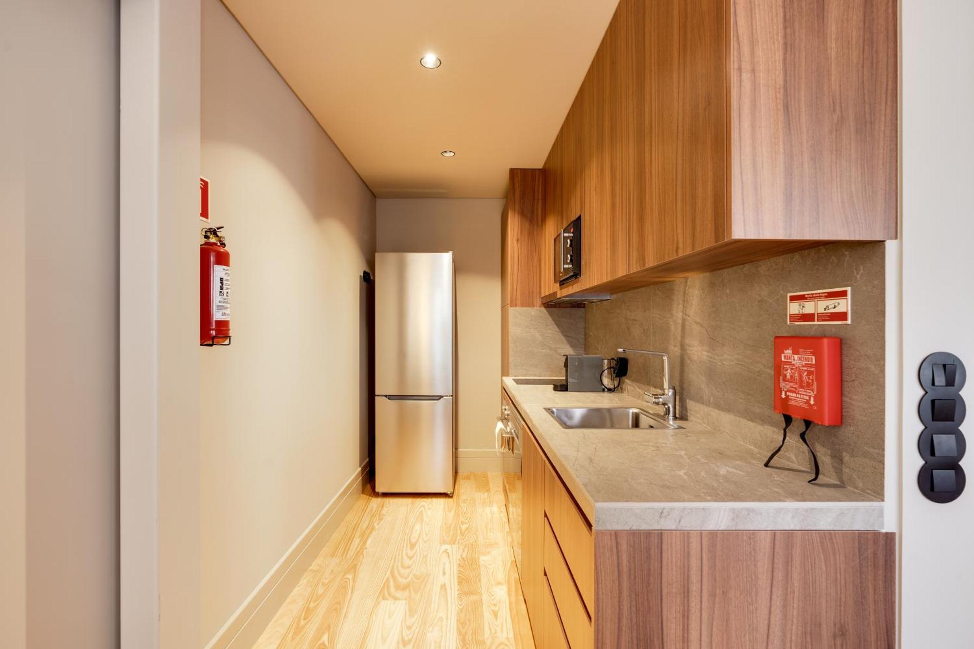 Avus M Suites And Apartments By Da'Home OOporto Exteriör bild