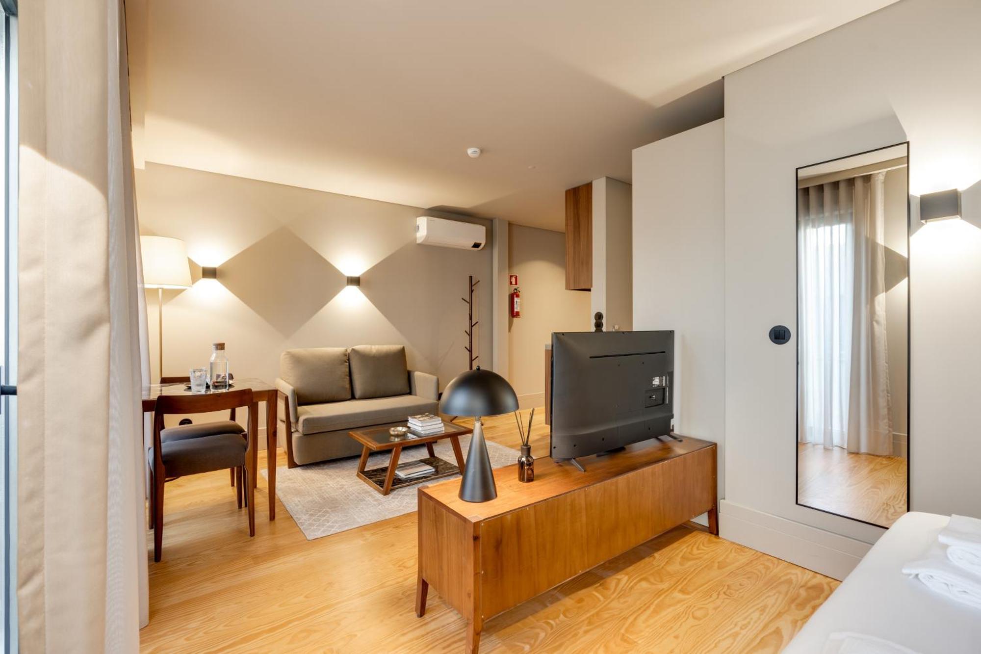 Avus M Suites And Apartments By Da'Home OOporto Exteriör bild