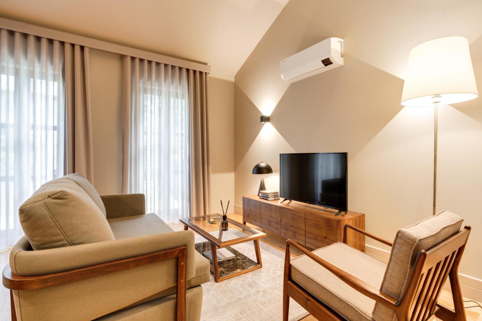 Avus M Suites And Apartments By Da'Home OOporto Exteriör bild