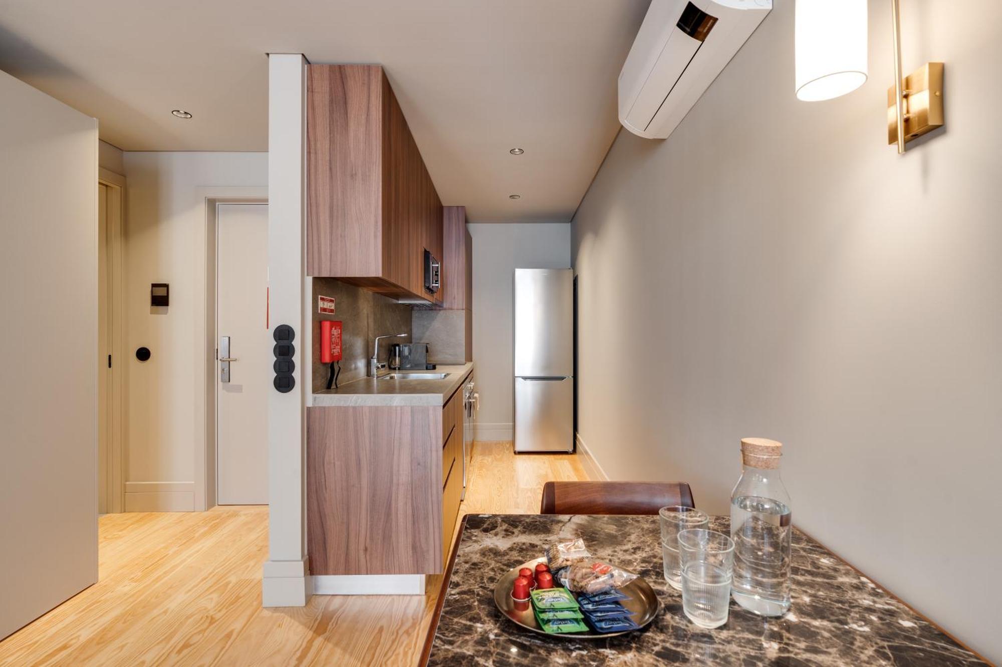 Avus M Suites And Apartments By Da'Home OOporto Exteriör bild