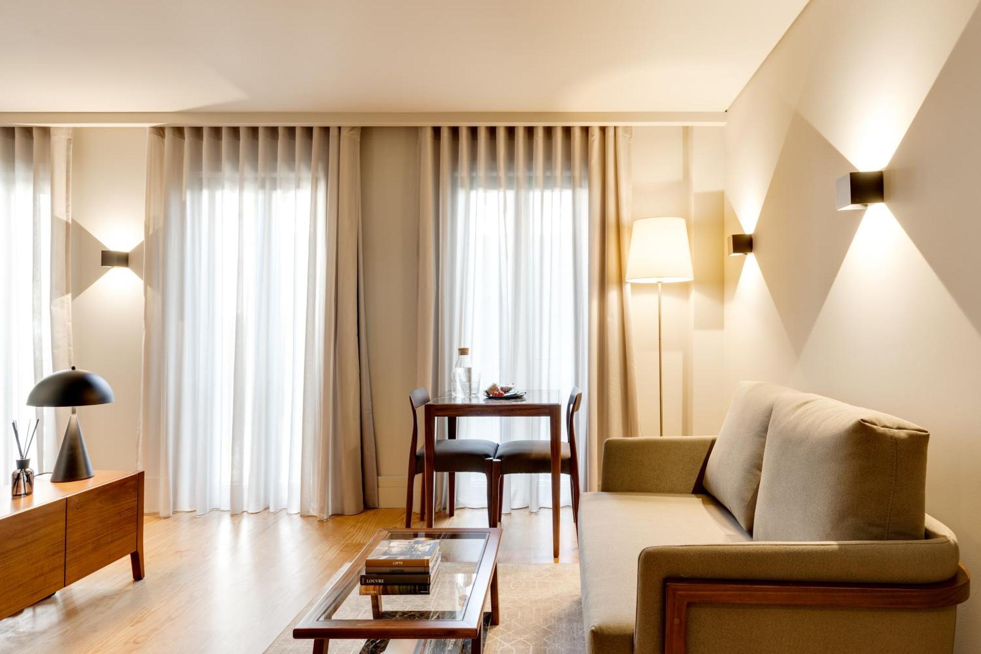 Avus M Suites And Apartments By Da'Home OOporto Exteriör bild