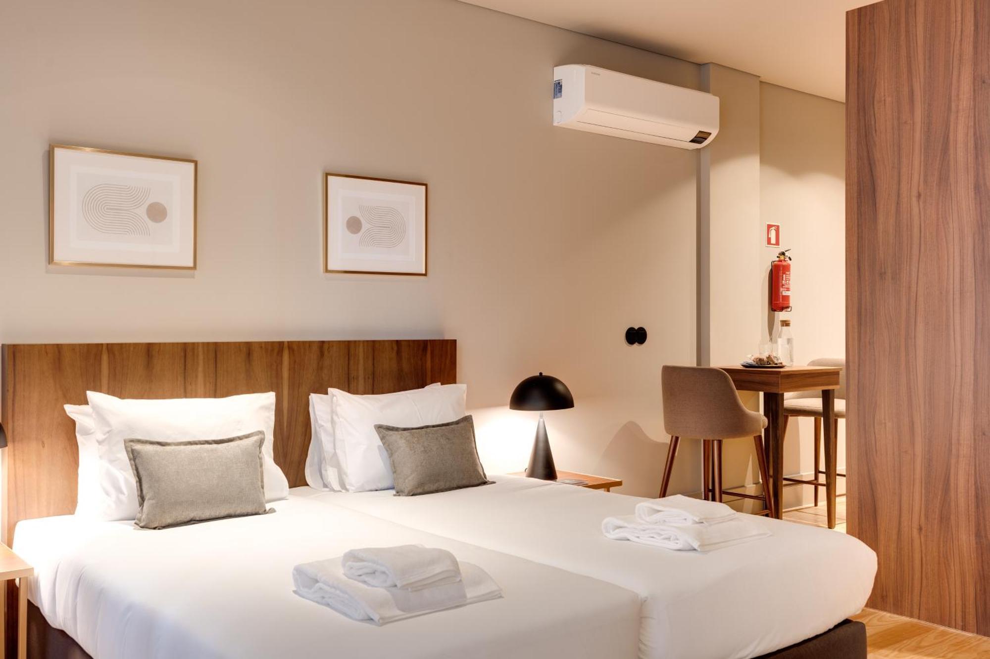 Avus M Suites And Apartments By Da'Home OOporto Exteriör bild