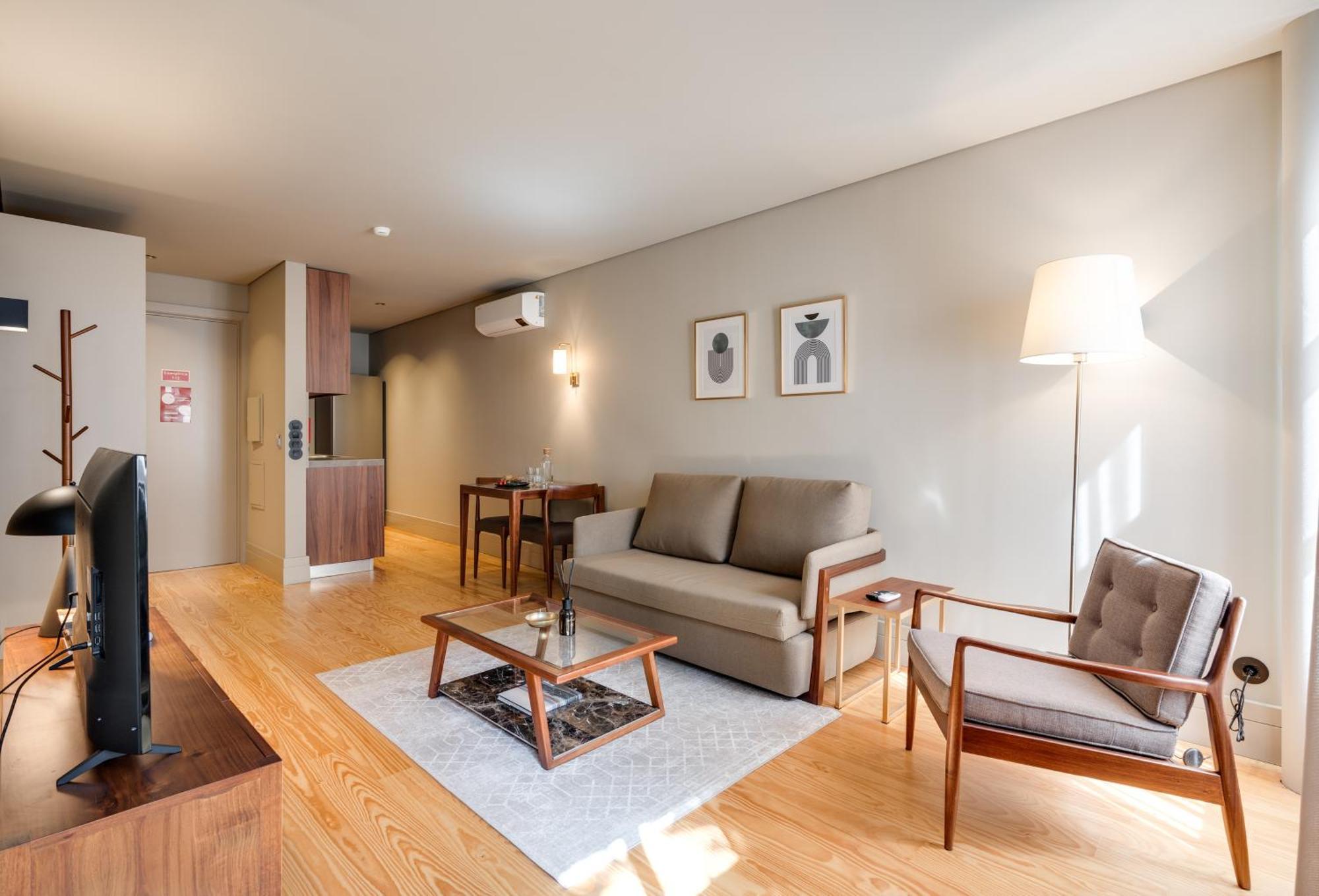 Avus M Suites And Apartments By Da'Home OOporto Exteriör bild