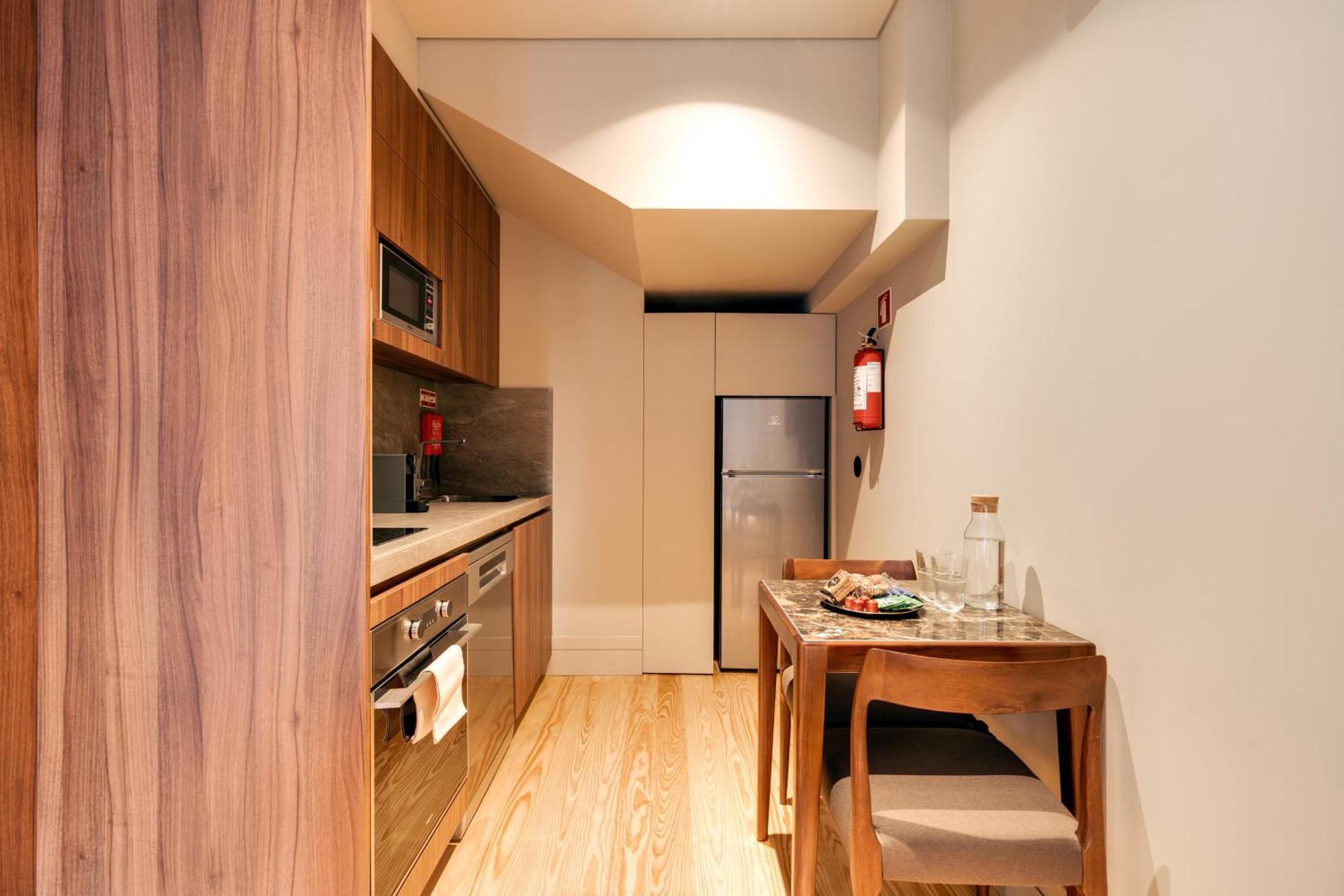 Avus M Suites And Apartments By Da'Home OOporto Exteriör bild