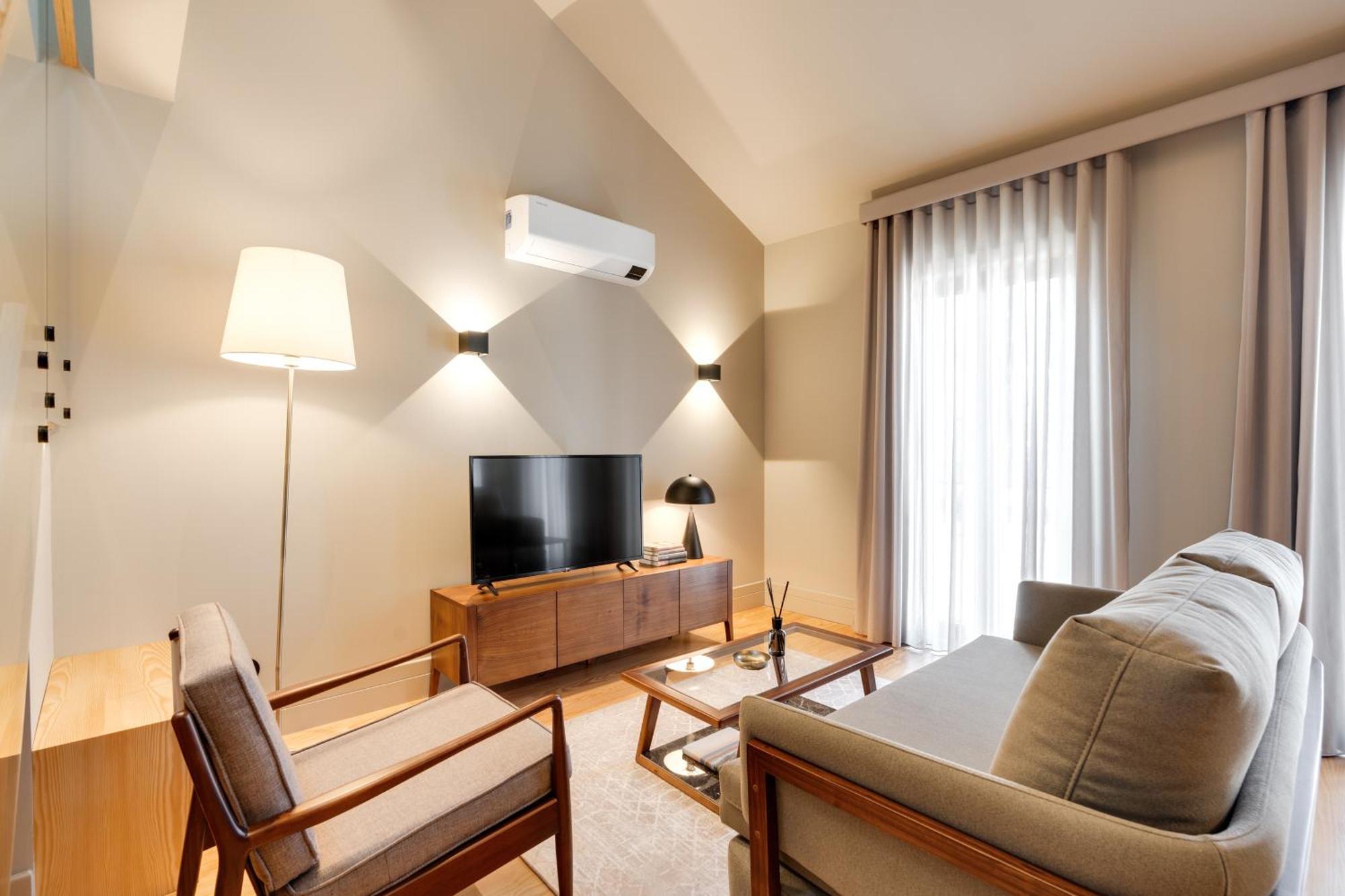 Avus M Suites And Apartments By Da'Home OOporto Exteriör bild